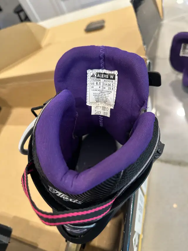 K2 Alexis Inline Skates, in box, used for 15 minutes. Pristine. in Skates & Blades in City of Toronto - Image 11