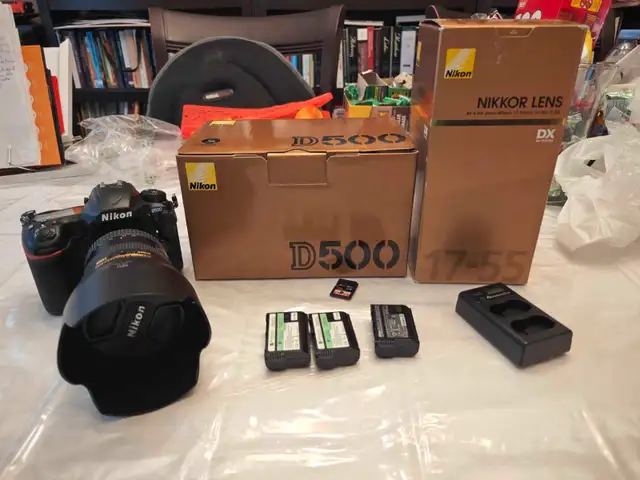 Nikon D500 + 17-55mm f2.8, only 10k shutter actuations62863270705538123