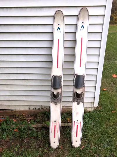 Vintage Ski nautique Viking / Viking water skis Bonne condition / Good condition