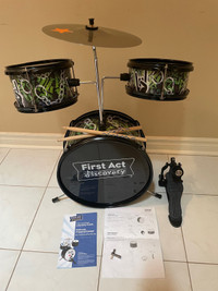 First Act Discover Drum Set 
