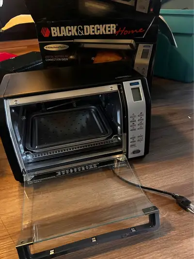 Black and Decker Convection Air Fryer and Toaster Oven *new in b, View more