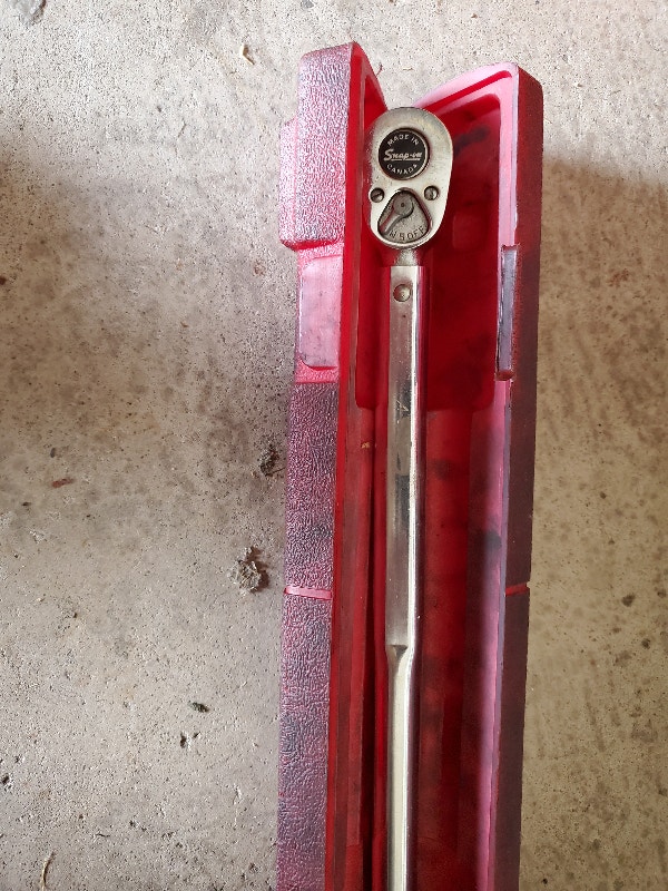 Snapon 1/2" ratcheting torque wrench Hand Tools St. Catharines
