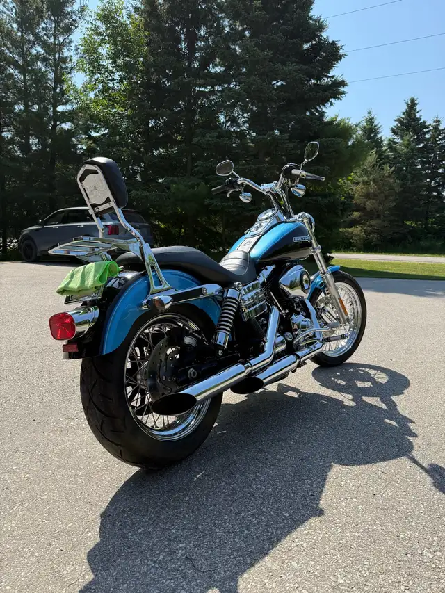 2011 Harley-Davidson Dyna Super Glide Custom (FXDC) in Street, Cruisers & Choppers in Stratford - Image 4