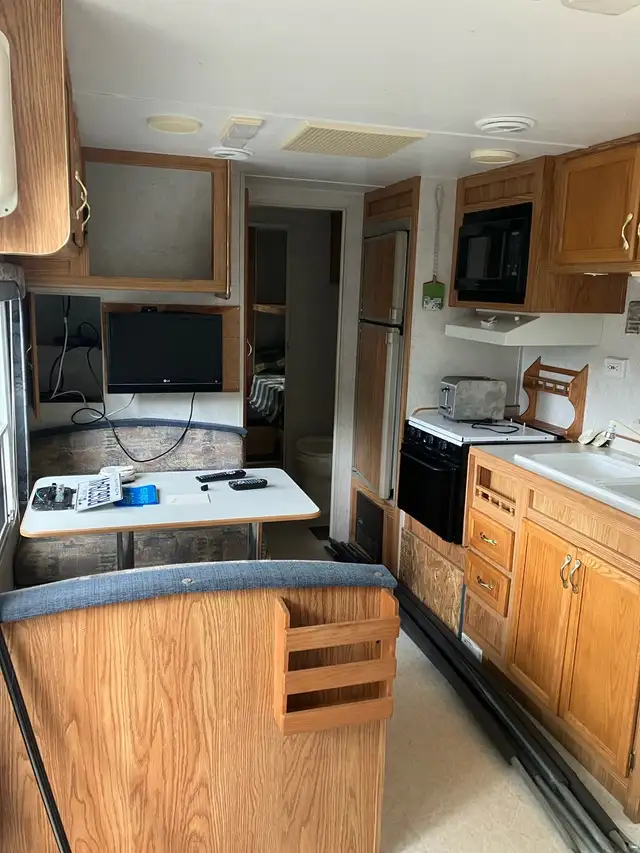 roulotte à vendre pour chasseur in RVs & Motorhomes in Lévis - Image 9