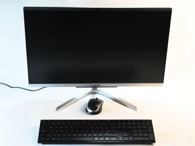 Acer Aspire C24-960 All-in-one Home/Office PC Intel i3 10th Gen in Desktop Computers in City of Toronto - Image 6