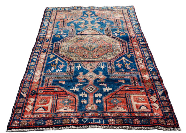 Persian Zanjan Rug hand knotted -Semi Antique- in Rugs, Carpets & Runners in City of Toronto - Image 2