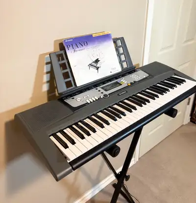 YAMAHA KEYBOARD TOUCH RESPONSE KEYS IN BN CONDITION , View more