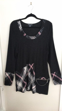 WOMEN'S BLACK AND PINK CHEQUERED TUNIC TOP