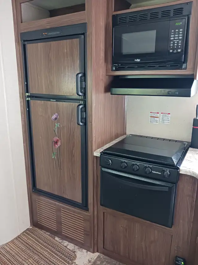 For Sale in Travel Trailers & Campers in Summerside - Image 6