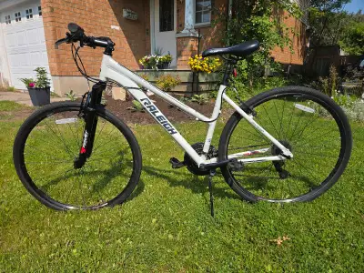 Adult "Raleigh Overtake" bike (MINT Condition), View more