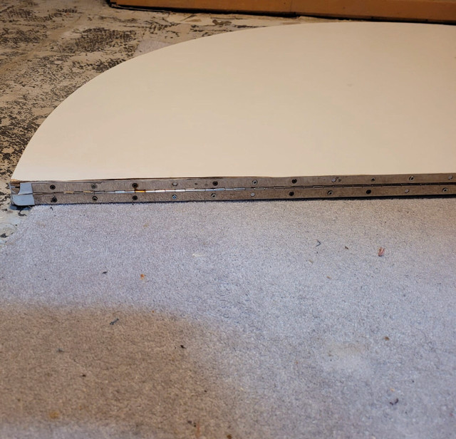 5’ Foldable Table Top Round in Other Tables in City of Toronto - Image 3