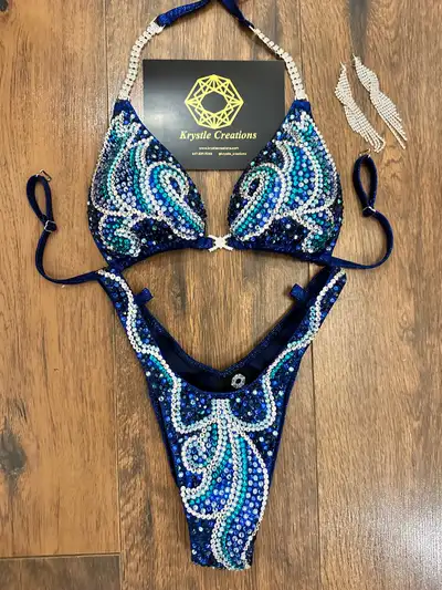 Figure competition suit: sample size sale, View more