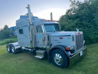 379 Peterbilt with 500 hp ISX engine 18 spd double o/d with 358 gears 255 in wheelbase Truck has not...