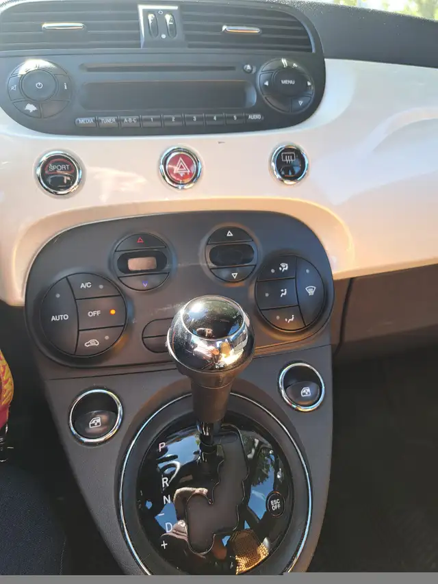 2012 FIAT FOR SALE in Cars & Trucks in City of Toronto - Image 9