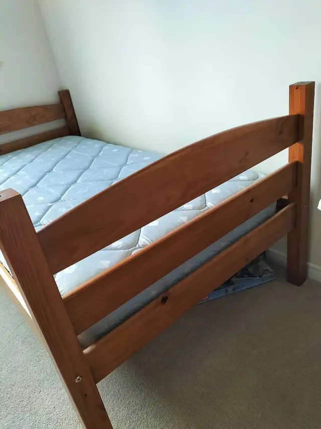 Single Bed Frame and Mattress in Beds & Mattresses in Kitchener / Waterloo - Image 5