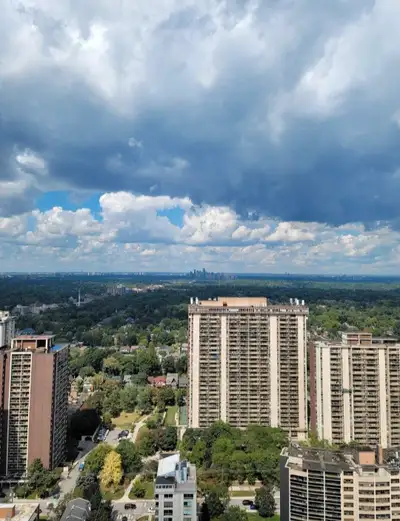 Private Master Bedroom Available for Rent on 35th Floor
