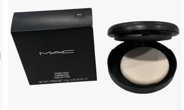 MAC FOUNDATION Shade NC32 in Health & Special Needs in Mississauga / Peel Region - Image 7
