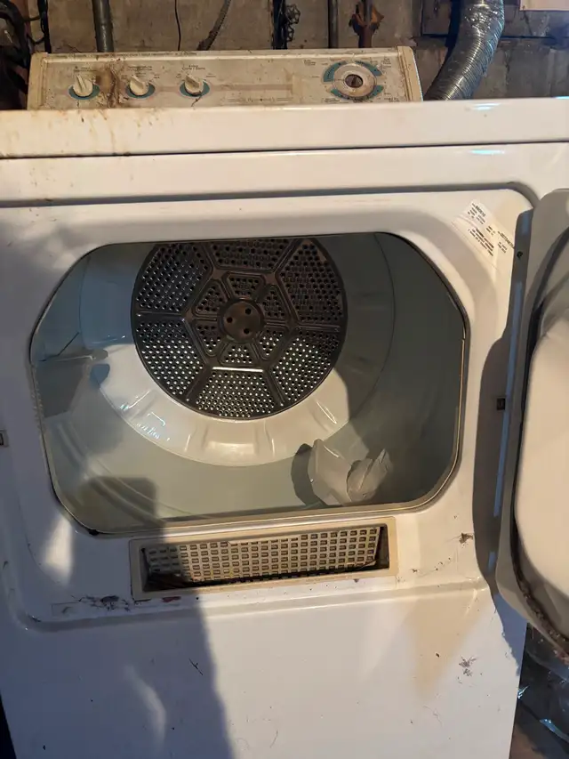 Washer & dryer in Washers & Dryers in City of Toronto - Image 3