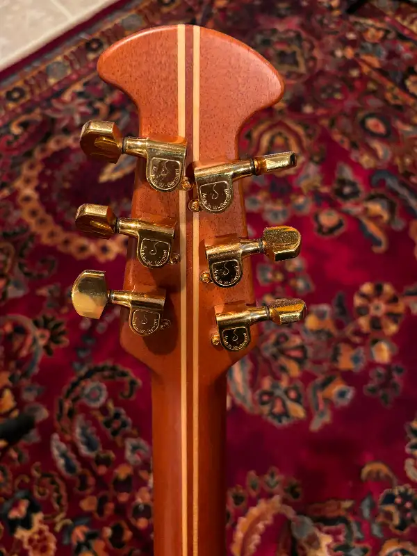 Ovation Adamas 1681-8 in Guitars in Strathcona County - Image 8