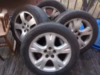 4 pneus montés sur les RIM pour 300 $