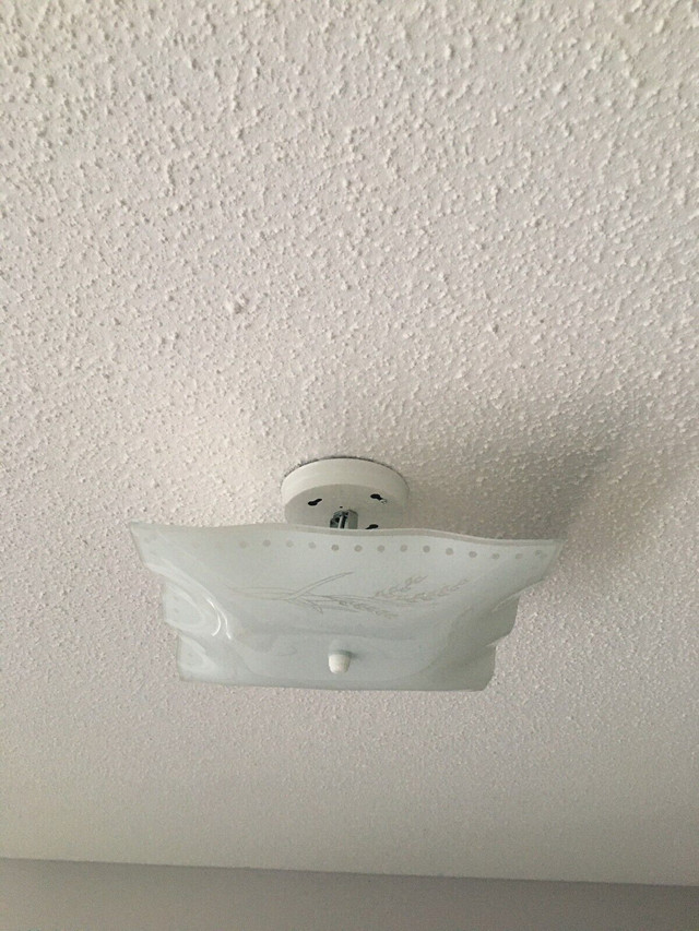 White Square Bedroom Semi Flush Ceiling Light in Indoor Lighting & Fans in Markham / York Region - Image 2