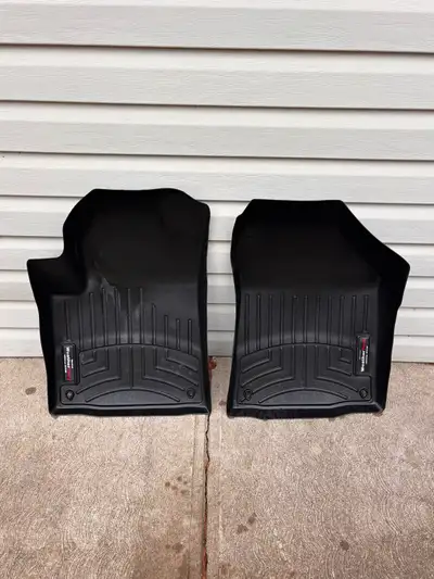 One set of front row Weathertech floor mats. These will fit any Jeep Cherokee between 2015-2023 Not...