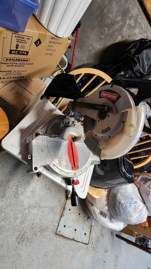 outils de jardins in Garage Sales in Laval / North Shore - Image 10