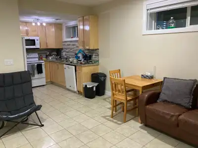 Available is a cozy room for rent, complete with a bed, a desk and chair. The room is in good condit...