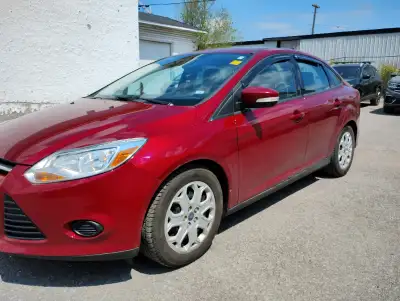 2014 Ford Focus with safety