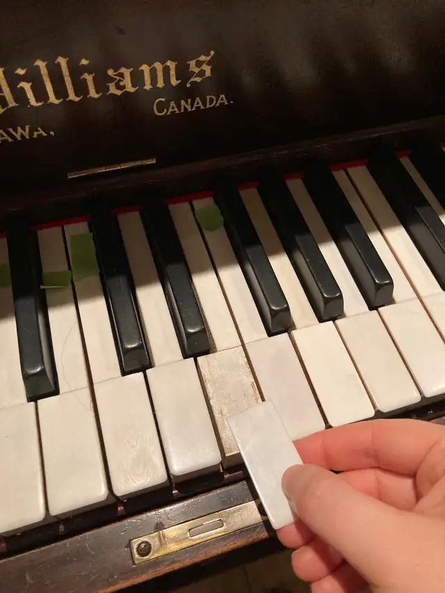 montreal tunimg accordeur piano text 514 206-0449  in Pianos & Keyboards in City of Montréal - Image 2
