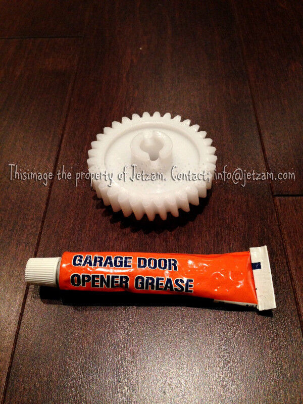 Garage Door Opener Replacement Drive Gear Fits All Garage Opener in Garage Doors & Openers in City of Halifax - Image 3