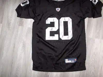 RAIDERS #20 McFADDEN Size 48 RBK Jersey, View more
