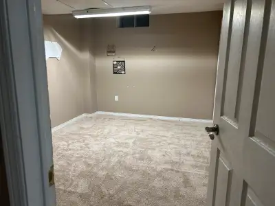 SHARING Room for female by Sheridan College Brampton