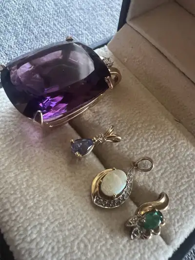 10k -14 k gold pendants, View more