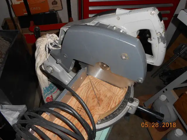 9inch  miter saw name rock well in Power Tools in Edmonton - Image 2