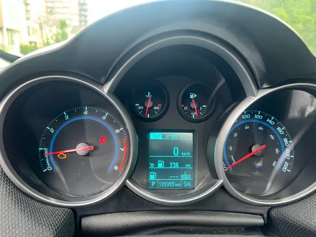 Chevrolet Cruz 2014583293844566855683