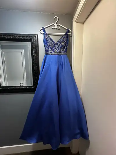 formal dress in Women's - Dresses & Skirts in Halifax | Kijiji Marketplaces