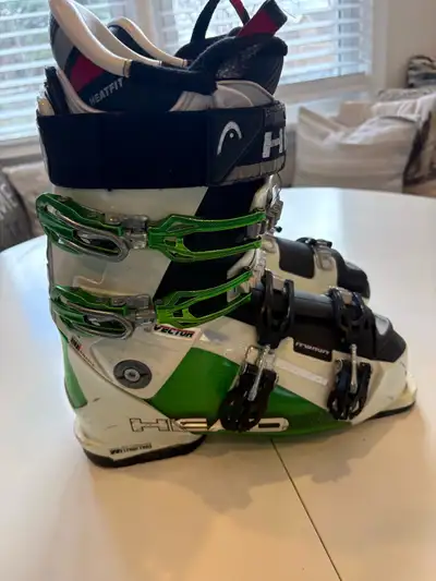 Very nice ski boots Head 26/26.5