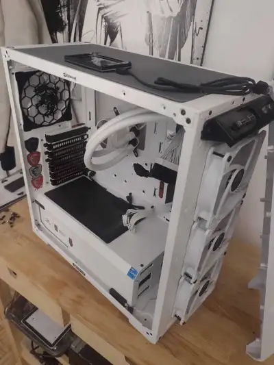 Monture Ddr5 custom et unique, View more