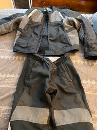 BMW MOTORRAD AIRFLOW JACKET AND PANTS SIZE 58 AND 114