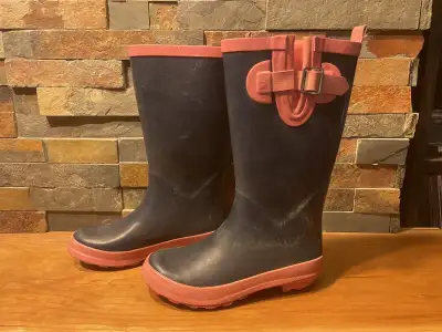 Girls boots