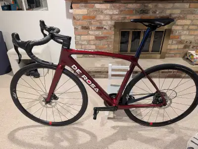 De Rosa Idol; Campagnolo Chorus 12sp; Size M, View more