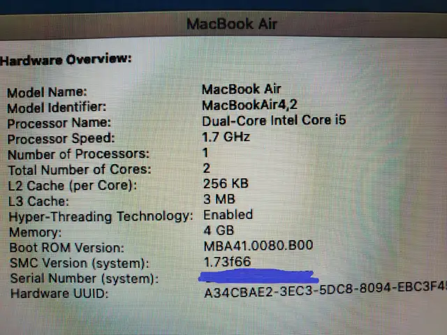 Apple Macbook Air 13 inches core i5 Mid 2011 in Laptops in City of Montréal - Image 9