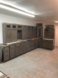 Beautiful Maple kitchen cabinets