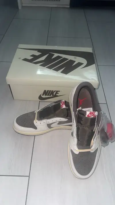 Jordan 1 Travis Scott Reverse Mocha, View more