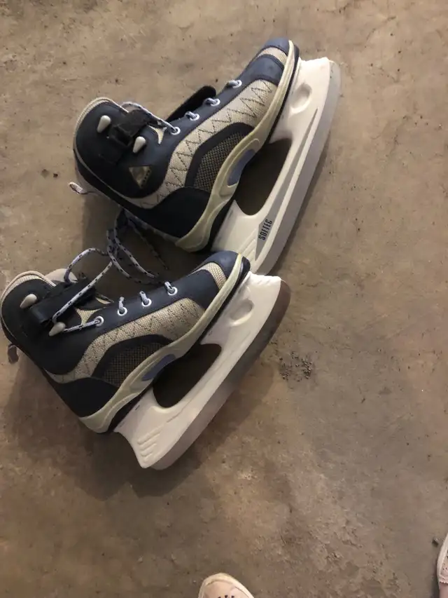  Women’s Skates in Skates & Blades in Laval / North Shore - Image 2