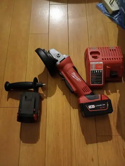 Milwaukee grinder (brand new), View more