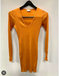 Like New Wilfred Free Dress in Orange size Small