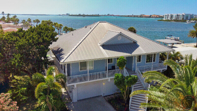 Waterfront 4bed, 3bath, private pool, hot tub, game room, kayaks in Florida - Image 2