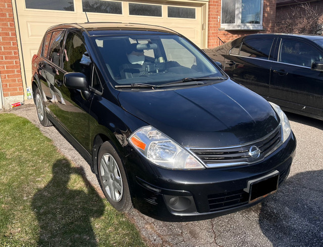 2012 Nissan Versa Hatch in Cars & Trucks in Markham / York Region